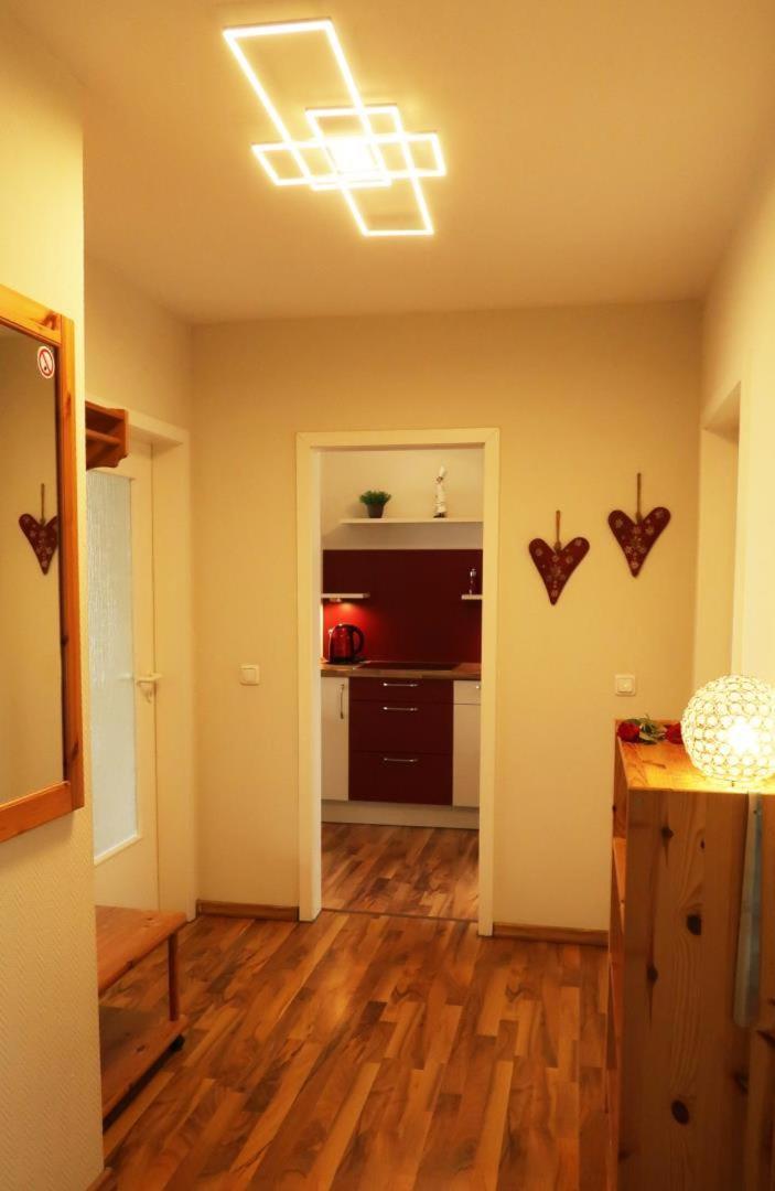 Wohnung 9 Meer-Ruhe Im Haus Stranddistel Komfortable Ferienwohnung Im 1 Og Fuer 4 Personen In Zingst Luaran gambar