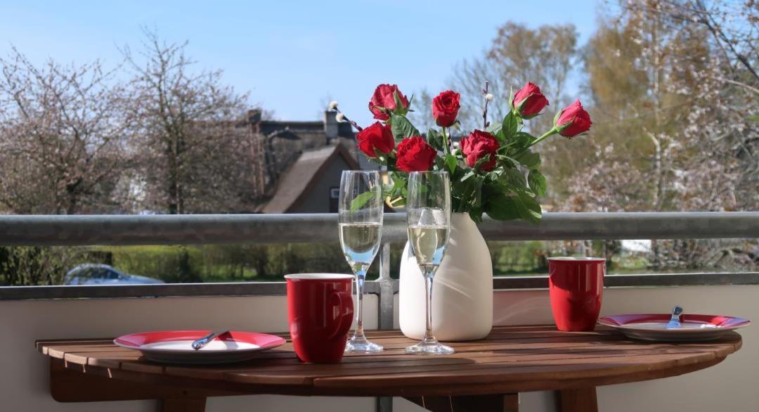 Wohnung 9 Meer-Ruhe Im Haus Stranddistel Komfortable Ferienwohnung Im 1 Og Fuer 4 Personen In Zingst Luaran gambar
